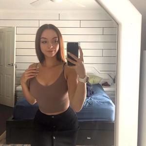 Meet your Posher, Ebonie